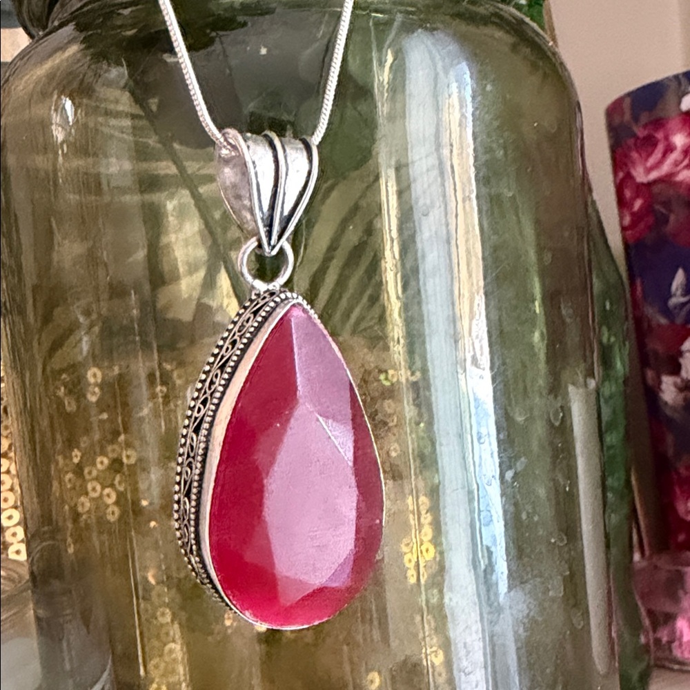 Sale: Red Gemstone Teardrop Pendant Necklace